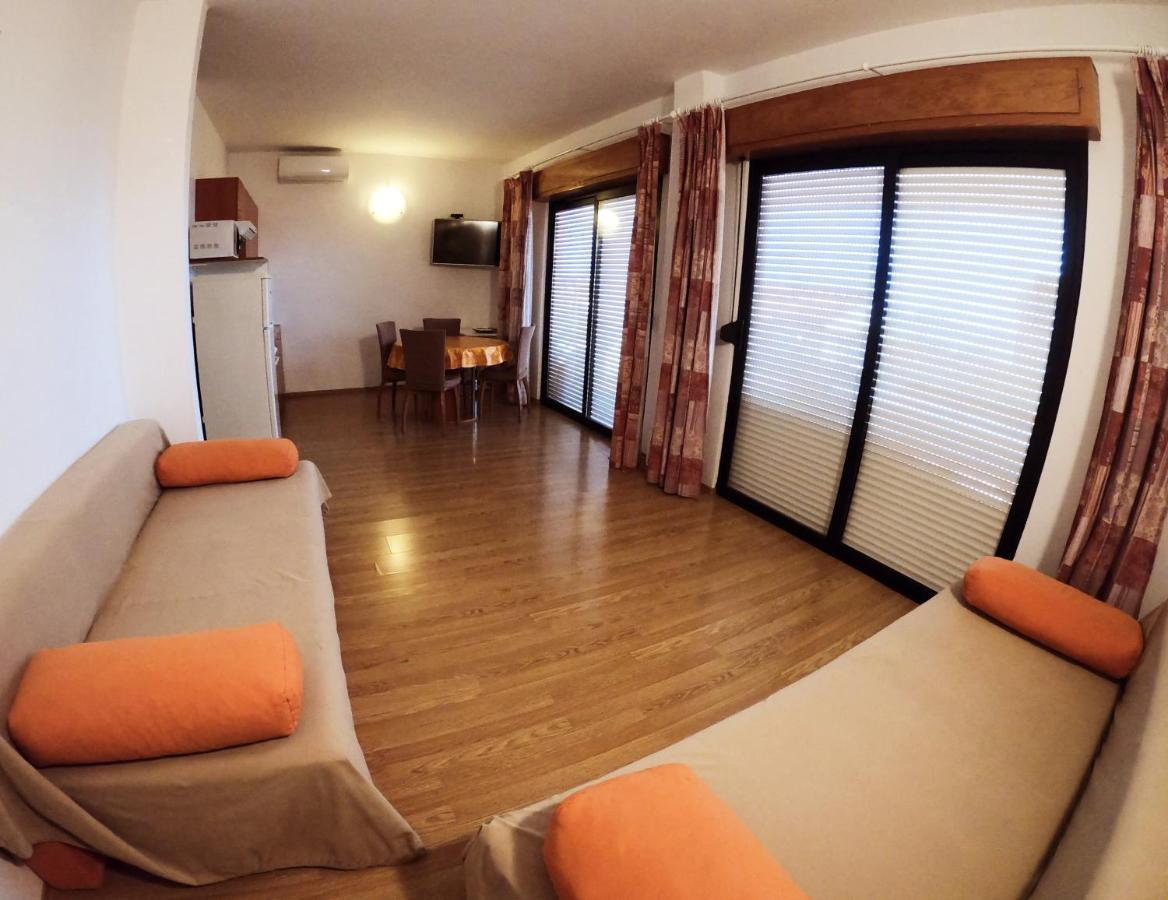 Apartments Adriatic 3 Selce Exteriör bild