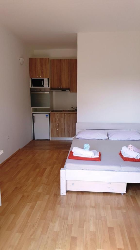Apartments Adriatic 3 Selce Rum bild