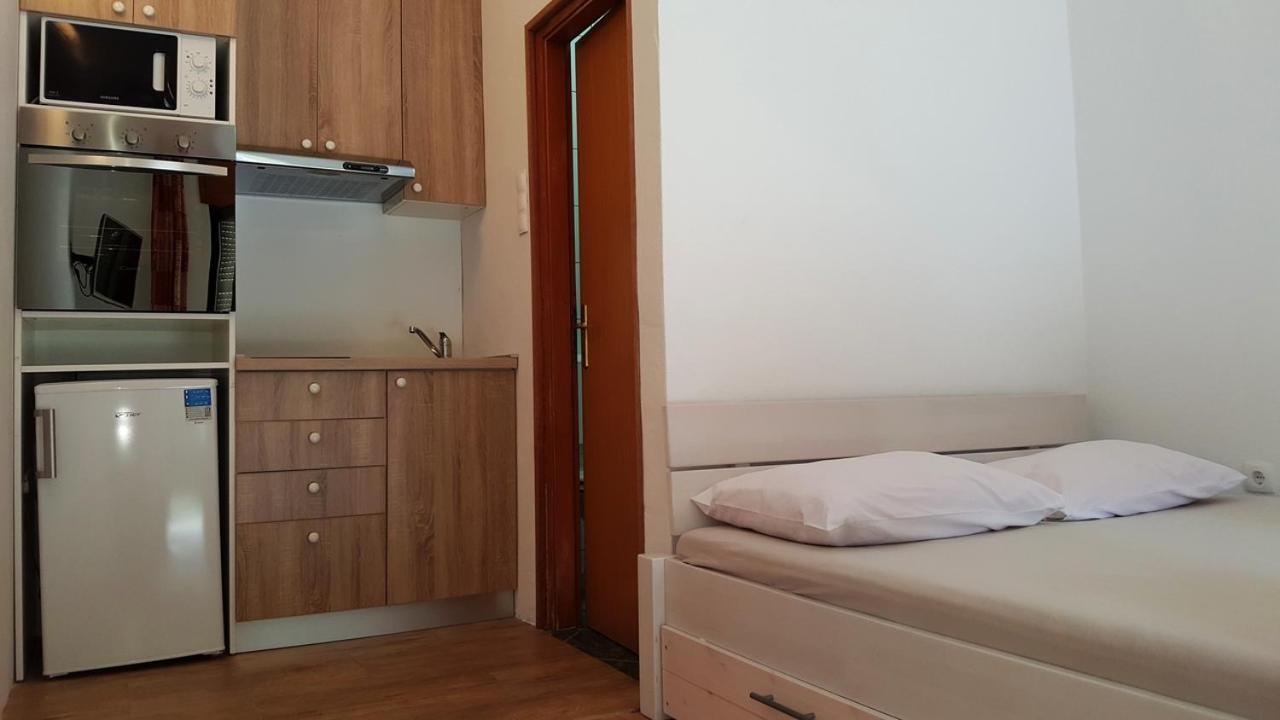 Apartments Adriatic 3 Selce Rum bild